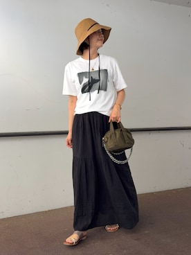 「UNIQLO（ユニクロ）のアイテム（Tシャツ/カットソー、ホワイト系）」を使った、𝙮𝙪𝙠𝙞さん（レディース・158cm）の夏コーディネート
