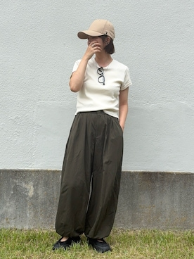 「VARZAR（バザール）の【お気に入り数10万人突破】VARZAR(バザール)/Stud logo over fit ball cap/スタッズ ロゴ オーバーフィット ベースボール キャップ（キャップ、ベージュ系）」を使った、𝙮𝙪𝙠𝙞さん（レディース・158cm）の夏コーディネート