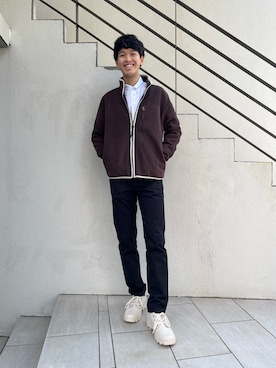 「AIGLE（エーグル）のアイテム（スニーカー）」を使った、KOKIさん（メンズ・181cm）の秋コーディネート