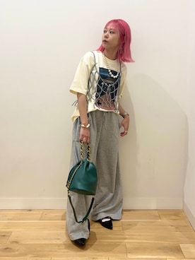 「アイテム（カチューシャ）」を使った、ミクさん（レディース・153cm）の夏コーディネート
