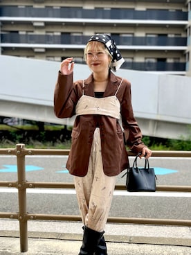 「アイテム（バンダナ/スカーフ）」を使った、ミクさん（レディース・153cm・20代）の秋コーディネート