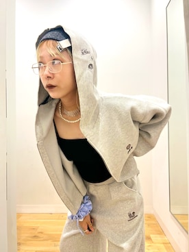 「アイテム（スウェットパンツ）」を使った、ミクさん（レディース・153cm・20代）の秋コーディネート