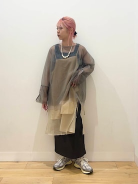 「アイテム（シュシュ）」を使った、ミクさん（レディース・153cm）の夏コーディネート