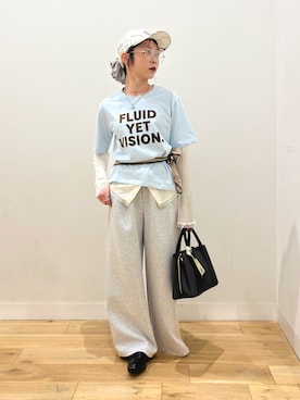 「RODE SKO（ロデスコ）のアイテム（バッグ）」を使った、ミクさん（レディース・153cm）の春コーディネート