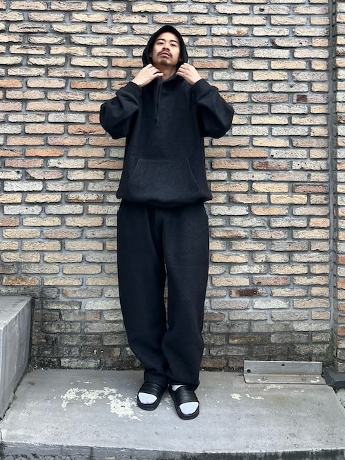 comoli スウェット ブラック COMOLIのスウェット（ブラック系）を使った人気ファッション