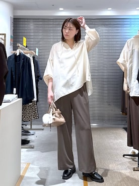 「アイテム（キーホルダー）」を使った、きわさん（レディース・170cm）の秋コーディネート