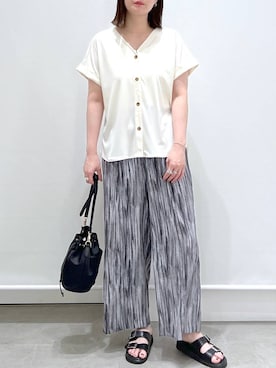 「Elura（エルーラ）のアイテム（その他トップス）」を使った、きわさん（レディース・170cm）の春コーディネート