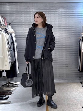 「デート/ロマンティック」｜「アイテム（ダウンジャケット/コート）」を使った、きわさん（レディース・170cm）の秋コーディネート