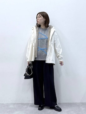 「アイテム（マウンテンパーカー）」を使った、きわさん（レディース・170cm）の秋コーディネート