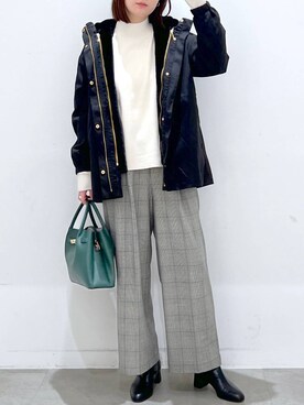 「撥水」｜「アイテム（その他アウター）」を使った、きわさん（レディース・170cm）の秋コーディネート