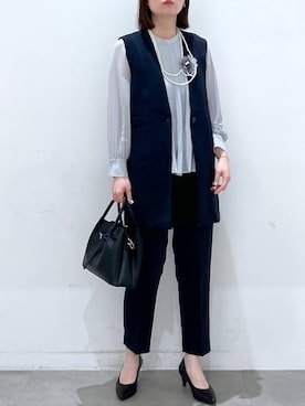 「アイテム（ブローチ/コサージュ、ブルー系）」を使った、きわさん（レディース・170cm）の冬コーディネート