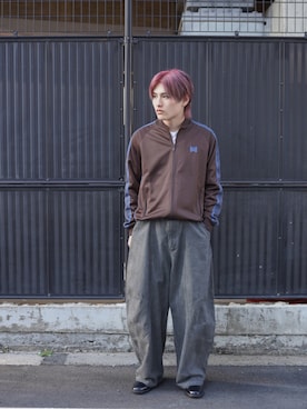 「BEAVER（ビーバー）のアイテム（パンツ）」を使った、拓海さん（メンズ・168cm）の春コーディネート