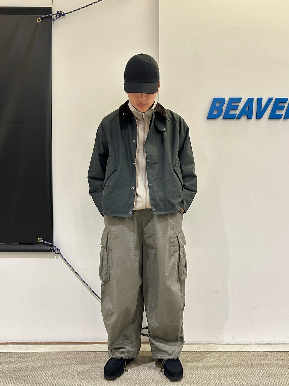 「秋冬コーデ、秋冬、barbour、バブアー、トランスポート、ジャケット、クラークス、clarks、冬コーデ、冬、冬のコーデ、冬アウター、秋コーデ、秋のコーデ、秋アウター」｜「BarbourのBarbour / バブアー　TRANSPORT WAX JACKET（その他アウター、その他）」を使った、拓海さん（メンズ・168cm）の秋コーディネートの1枚目の写真