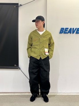 「カーキ」｜「アイテム（その他アウター）」を使った、拓海さん（メンズ・168cm）の秋コーディネート