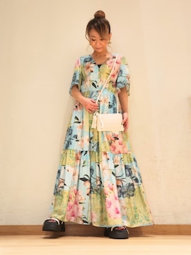 「Desigual（デシグアル）のアイテム（財布/小物）」を使った、Desigual 岐阜 STAFFさん（レディース・159cm）の春コーディネート