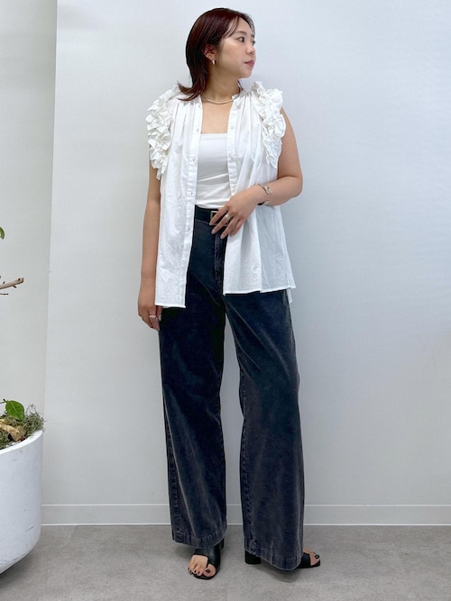 crinkle crinkle crinkle】別注side frill no sleeve blouse