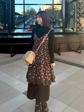 「アイテム（デニムスカート）」を使った、𝘢 𝘬 𝘢 𝘯 𝘦さん（レディース・156cm）の秋コーディネート