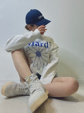 「SAINT LAURENT PARIS（サンローランパリ）のアイテム（パンツ）」を使った、RINA.さん（レディース・150cm）の春コーディネート