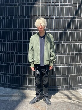 「DANKE SCHON（ダンケシェーン）のアイテム（MA-1）」を使った、06さん（メンズ・179cm）の秋コーディネート
