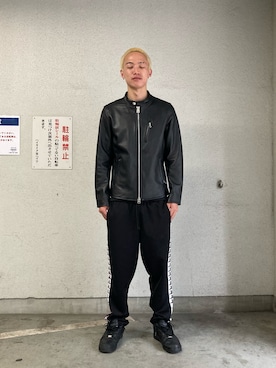 「DANKE SCHON（ダンケシェーン）のアイテム（ライダースジャケット）」を使った、06さん（メンズ・179cm）の秋コーディネート