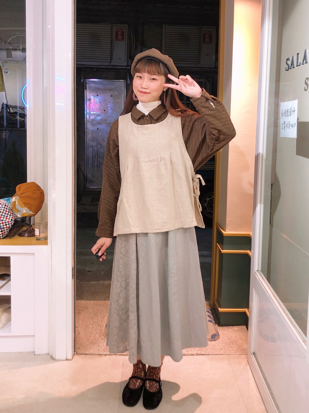 「ootd、秋のコーデ、日系、氣質」｜「SALAのアイテム（ジャケット/アウター、ベージュ系）」を使った、まる🍡さん（レディース・162cm）の秋コーディネートの1枚目の写真