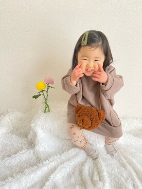 「ohacoのアイテム（トップス、ブラウン系）」を使った、ずくさん（キッズ・90cm）の秋コーディネート