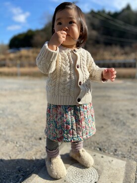「ZARA KIDSのアイテム（シューズ、ホワイト系）」を使った、ずくさん（キッズ・90cm）の秋コーディネート