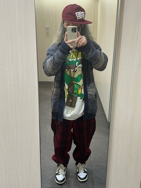 「STUSSY（ステューシー）のアイテム（キャップ、レッド系）」を使った、kou198402さん（メンズ・160cm）の春コーディネート