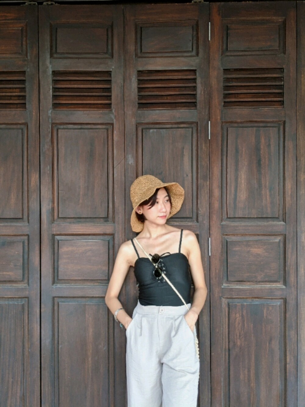 「夏コーデ、ZARA、ベージュ、シンプルコーデ」｜「Accessorizeのアイテム（ハット、ベージュ系）」を使った、N.さん（レディース・160cm）の夏コーディネートの1枚目の写真