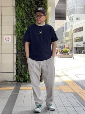 「BEAMS GOLF（ビームスゴルフ）のORANGE LABEL / フレックスドライ 襟切り替え モックネックシャツ（スウェット、ブルー系）」を使った、BEAMS GOLFさん（メンズ・176cm）の春コーディネート
