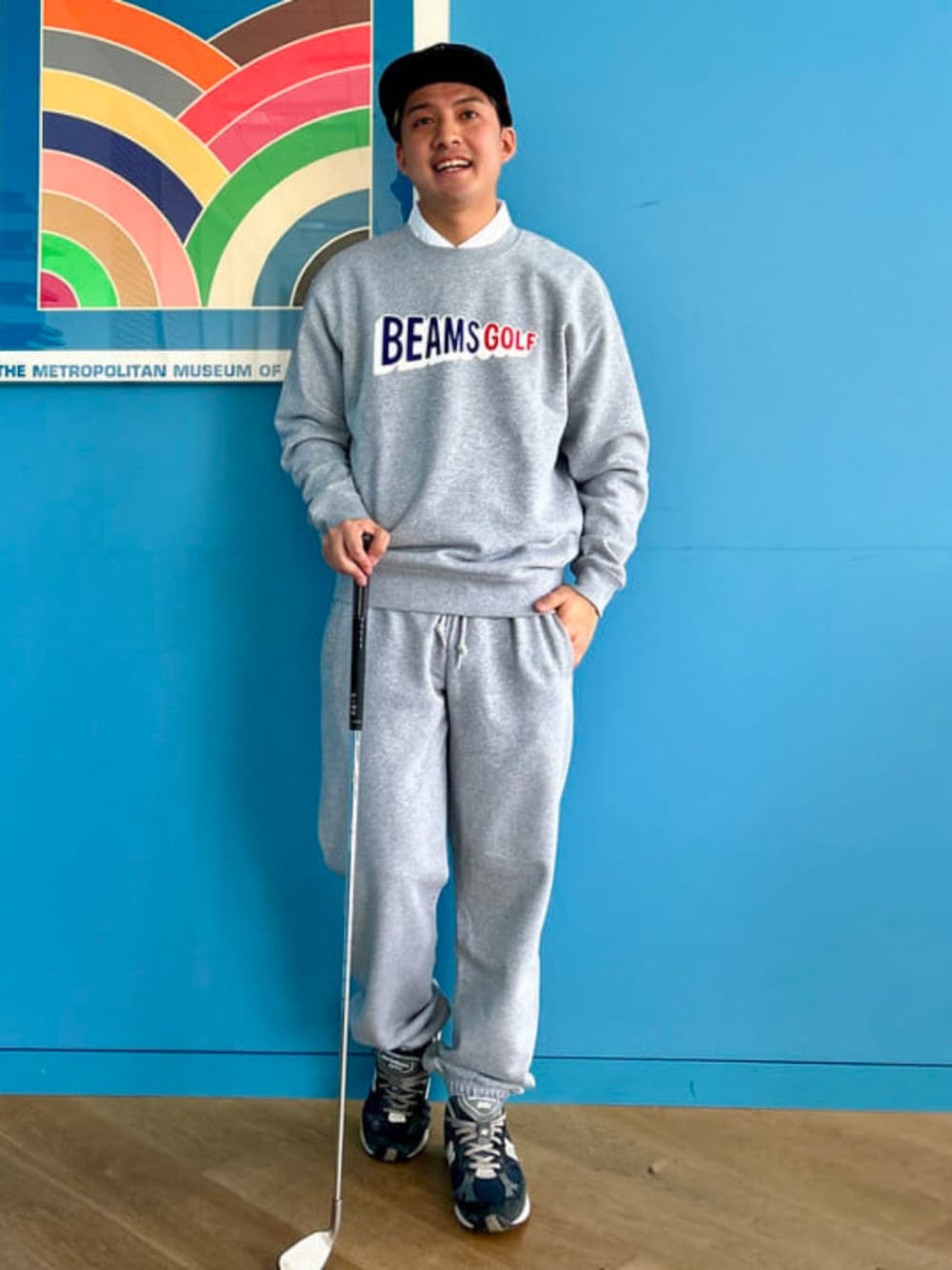 「ゴルフ、ゴルフウェア」｜「BEAMS GOLFのORANGE LABEL / スウェット プラクティス プルオーバー（スウェット、グレー系）」を使った、BEAMS GOLFさん（メンズ・170cm）の冬コーディネートの1枚目の写真