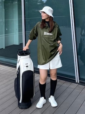 「アイテム（アウトドア/スポーツ）」を使った、BEAMS GOLFさん（レディース・163cm）の秋コーディネート