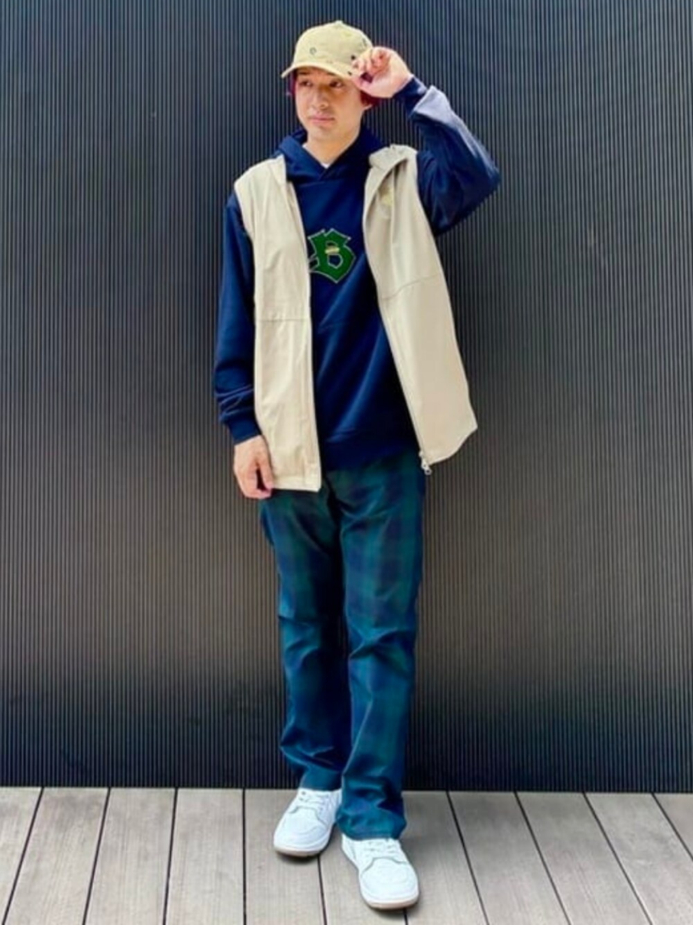 BEAMS GOLFのベストを使ったメンズ人気ファッションコーディネート - WEAR