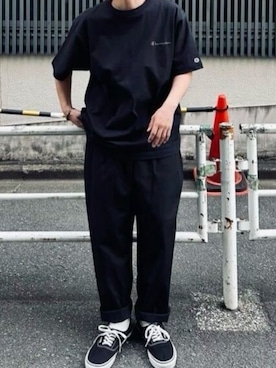 「Dickies（ディッキーズ）の【ROOPTOKYO 別注】Dickies/ディッキーズ EASY WORK PANTS イージーワークパンツ ユニセックス チノパンツ 2026年春夏（チノパンツ、ブラック系）」を使った、rooptokyokkさん（メンズ・173cm）の春コーディネート