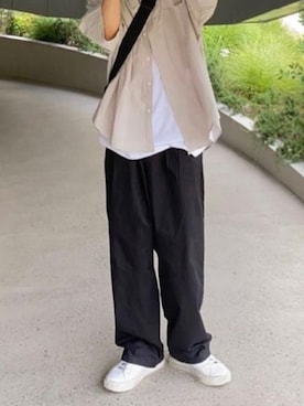 「Dickies（ディッキーズ）の【ROOPTOKYO 別注】Dickies/ディッキーズ EASY WORK PANTS イージーワークパンツ ユニセックス チノパンツ 2026年春夏（チノパンツ、ブラック系）」を使った、rooptokyokkさん（メンズ・178cm）の夏コーディネート