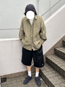 「Dickies（ディッキーズ）の【ROOPTOKYO別注】Dickies/ディッキーズ EASY WORK SHORTSイージーワークショーツ ショートパンツ ハーフパンツ 2026年春夏（チノパンツ、ブラック系）」を使った、rooptokyokkさん（メンズ・173cm）の春コーディネート
