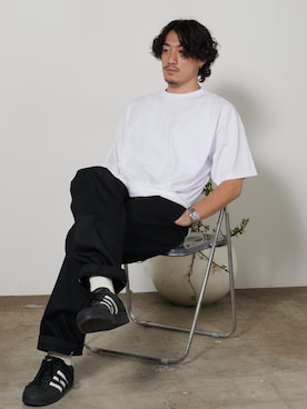 「Dickies（ディッキーズ）の【お気に入り数11万人突破】Dickies/ディッキーズ THE ORIGINAL FIT 874 TCツイル センタープレス スケーターパンツ レングス32インチ ワークパンツ イージーパンツ 2026年春夏（チノパンツ、ブラック系）」を使った、rooptokyokkさん（メンズ・178cm）の夏コーディネート