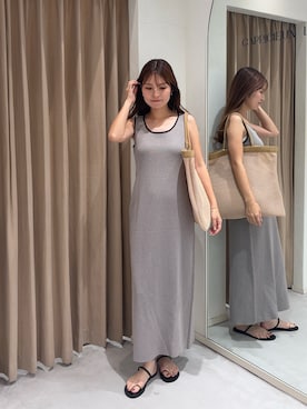 「CAPRICIEUX LE'MAGE（カプリシューレマージュ）のGOLDストラップサンダル（パンプス、ブラック系）」を使った、SAKIさん（レディース・153cm）の夏コーディネート