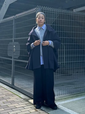 「アイテム（ポンチョ）」を使った、飯田さん（レディース・163cm）の秋コーディネート