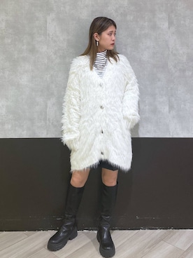 「PAGEBOY（ページボーイ）のモンスターフェザーカーディガン（カーディガン/ボレロ）」を使った、Hinataさん（レディース・154cm）の秋コーディネート