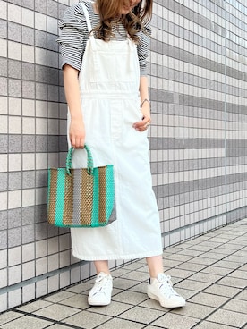 「アイテム（ジャンパースカート、ホワイト系）」を使った、Uchino.150cmさん（レディース・150cm）の春コーディネート