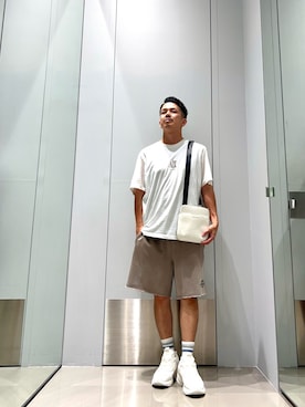 「ARMANI EXCHANGE（アルマーニエクスチェンジ）の【A|X アルマーニ エクスチェンジ】メッシュコンビ レースアップスニーカー（スニーカー、ホワイト系）」を使った、TOI-Tさん（メンズ・170cm）の夏コーディネート