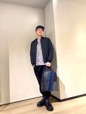 「シンプル」｜「アイテム（ブルゾン）」を使った、TOI-Tさん（メンズ・170cm）の冬コーディネート