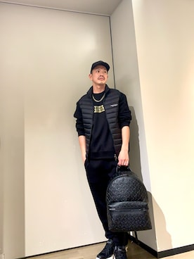 「セットアップスタイル」｜「アイテム（アクセサリー）」を使った、TOI-Tさん（メンズ・170cm）の冬コーディネート