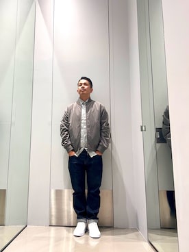 「ARMANI EXCHANGE（アルマーニエクスチェンジ）の【A|X アルマーニ エクスチェンジ】オールオーバーロゴ 長袖シャツ/SLIM（シャツ/ブラウス、ホワイト系）」を使った、TOI-Tさん（メンズ・170cm）の秋コーディネート