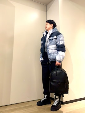 「ARMANI EXCHANGE（アルマーニエクスチェンジ）のアイテム（カーディガン/ボレロ）」を使った、TOI-Tさん（メンズ・170cm）の秋コーディネート