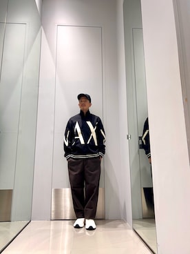 「ARMANI EXCHANGE（アルマーニエクスチェンジ）のアイテム（キャップ）」を使った、TOI-Tさん（メンズ・170cm）の秋コーディネート