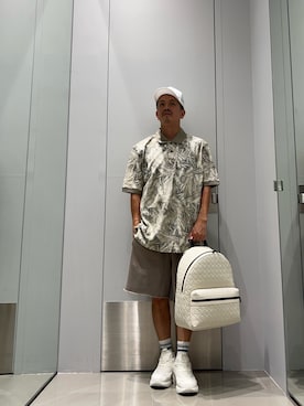 「ARMANI EXCHANGE（アルマーニエクスチェンジ）の【A|X アルマーニ エクスチェンジ】メッシュコンビ レースアップスニーカー（スニーカー、ホワイト系）」を使った、TOI-Tさん（メンズ・170cm）の夏コーディネート