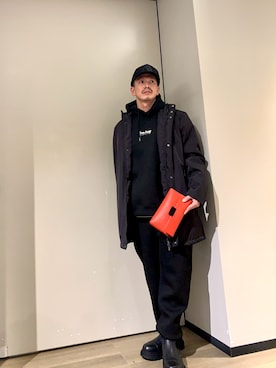 「ARMANI EXCHANGE（アルマーニエクスチェンジ）の【A|X アルマーニ エクスチェンジ】ボリュームソール レザー チェルシーブーツ（ブーツ）」を使った、TOI-Tさん（メンズ・170cm）の冬コーディネート