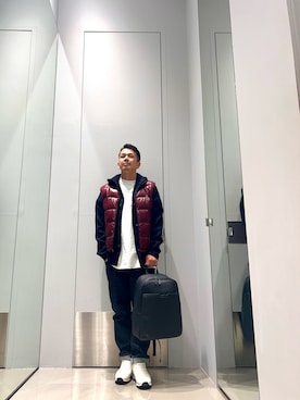 「ARMANI EXCHANGE（アルマーニエクスチェンジ）の【A|X アルマーニ エクスチェンジ】オールオーバーロゴ レースアップスニーカー（スニーカー、ホワイト系）」を使った、TOI-Tさん（メンズ・170cm）の秋コーディネート